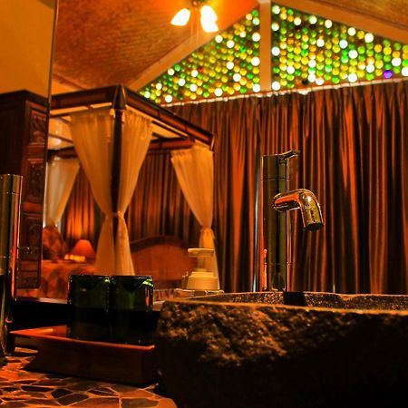 Tempat Senang Spa Resort & Restaurant Sekupang Eksteriør bilde