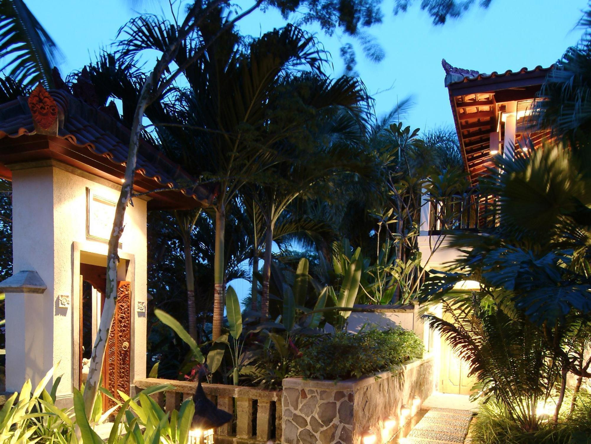 Tempat Senang Spa Resort & Restaurant Sekupang Eksteriør bilde